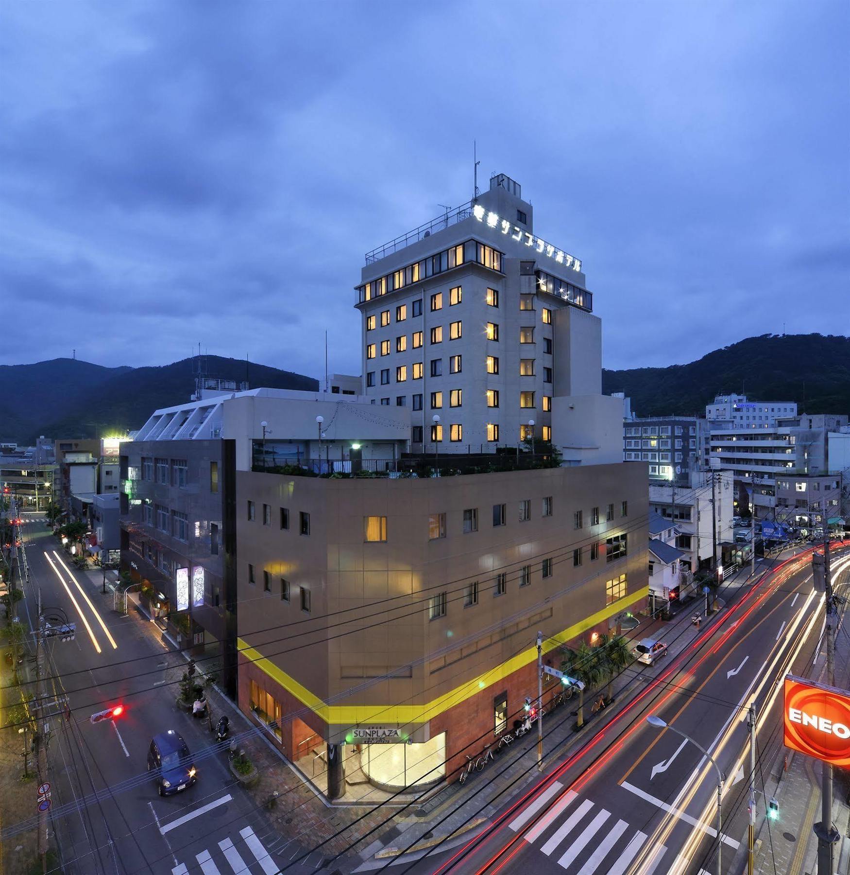 Amami Sunplaza Hotel Exteriör bild